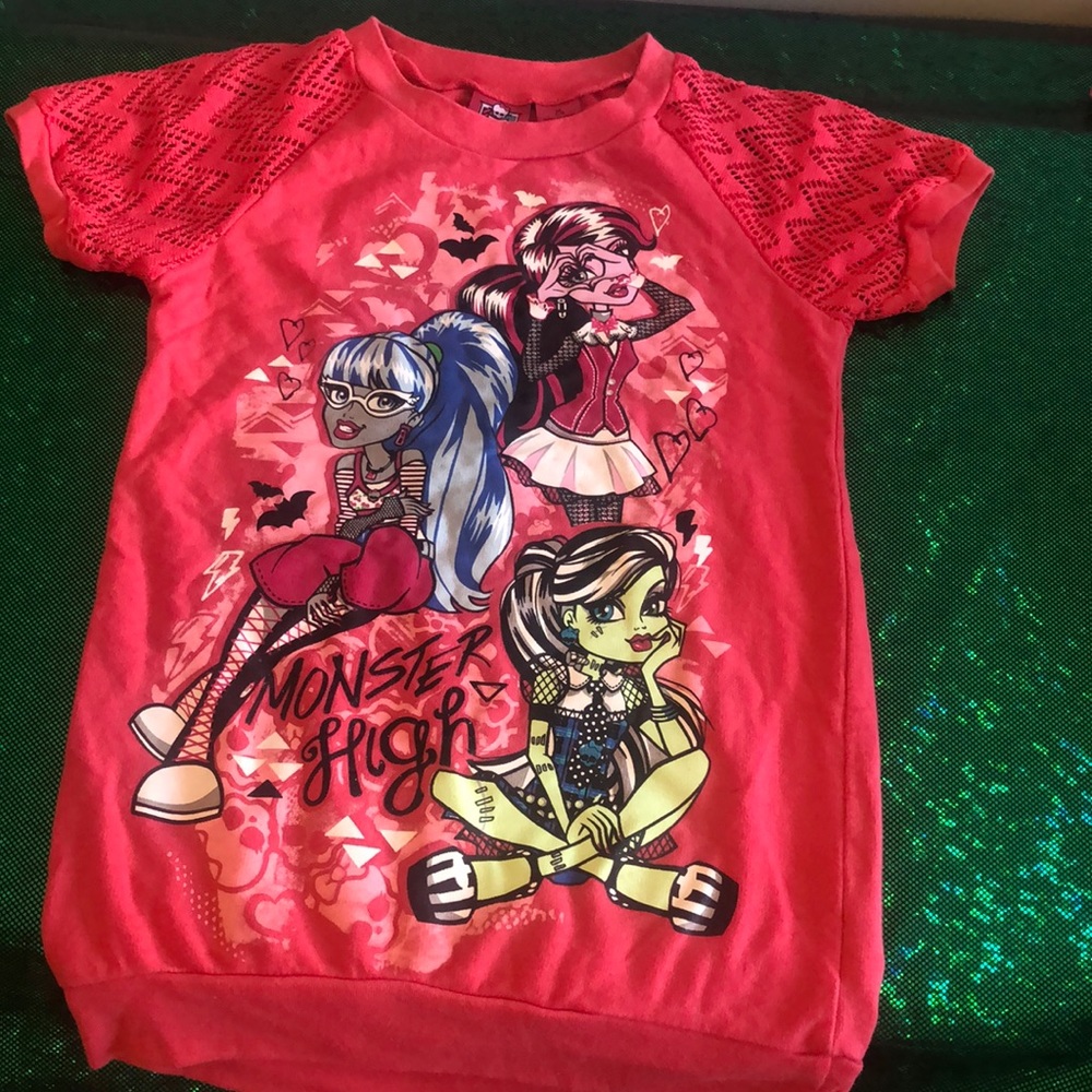 Minster high girl shirt